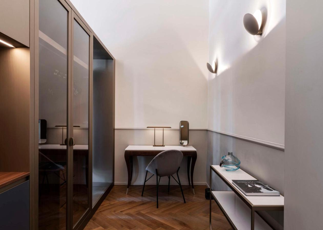 Renaissance Junior Suite with Canal View
